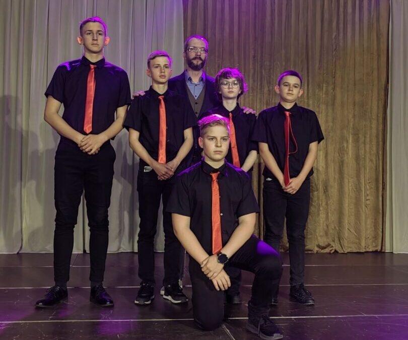 “MAX SUCHT DEN SUPERSTAR”