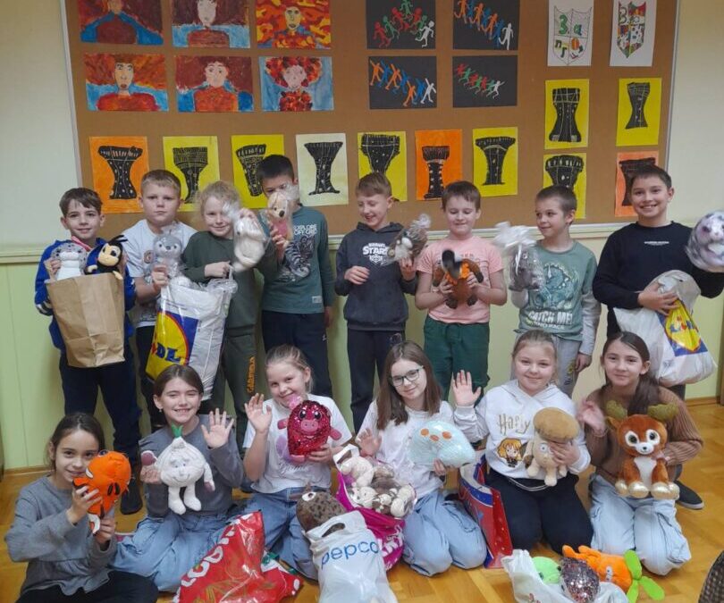 AKCIJA PRIKUPLJANJA DJEČJIH PLIŠANIH IGRAČAKA